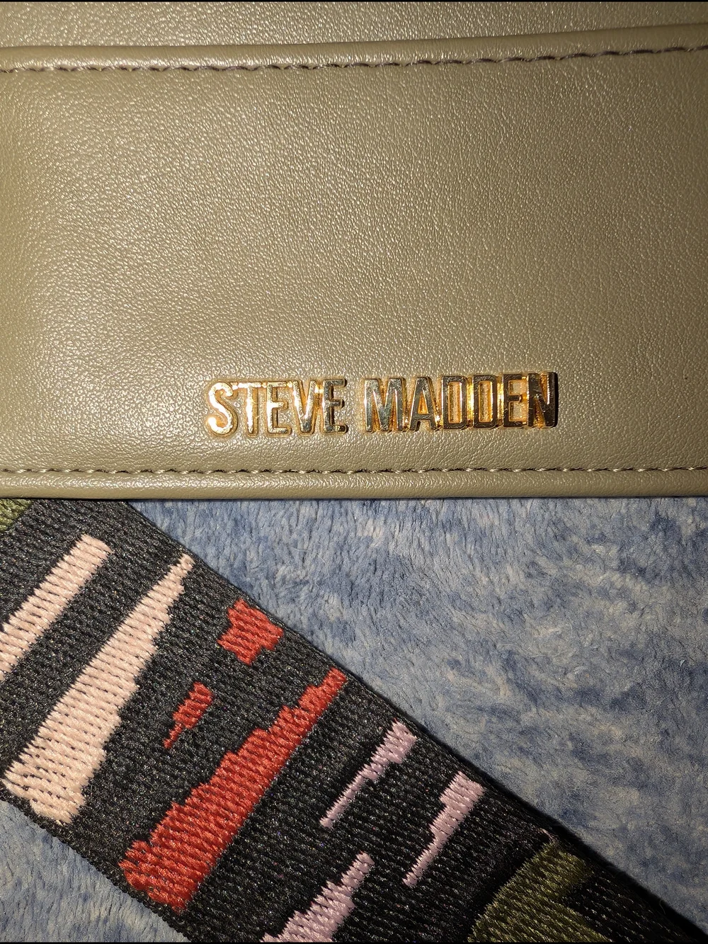 Steve Madden Olive Cardholder & Coin Pouch Set with Strap